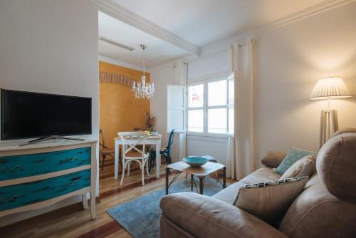 Hostly Orfila 3A-3B exclusive Penthouse-Center-Fibre-Parking Optional