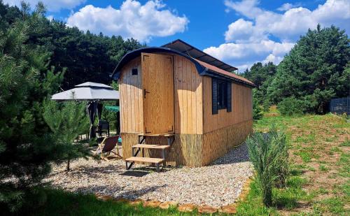 Oaza Święty Spokój - domek z balią i jacuzzi