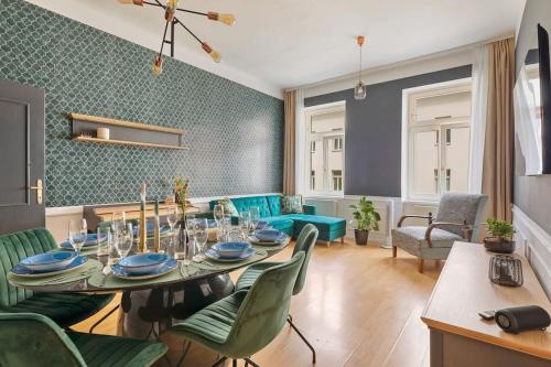 Anthrazit Oasis near Center Shoppingstreet 3 room