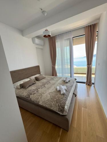 Rafailovici Beachfront Apartment photo 2