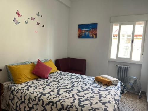 Ένα ή περισσότερα κρεβάτια σε δωμάτιο στο LUCERO APARTAMENTO