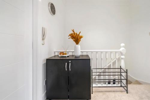 London Wembley Luxury Stay 2BR Apartment next to stadium with Free Parking photo 21