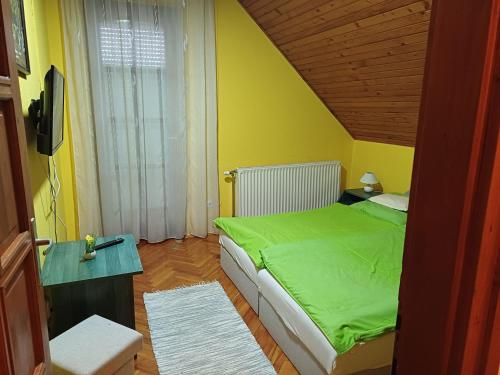 Frikandó Fogadó 5130 Jászapáti, József Attila u. 16 kép - 3