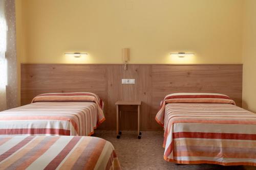 Hotel Borjaにあるベッド