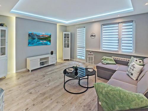 Ruang duduk di Misia Casa - Ultra-Modern Spotless Apartment in Historic Torun