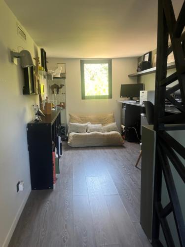 Photo de la galerie de l'établissement Chambre privée dansHavre de paix, à Meyreuil