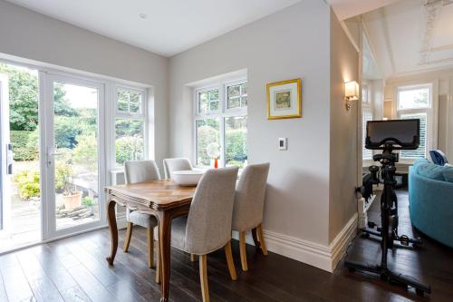 Gambar di galeri bagi Tranquil Apartment in Merseyside di Liverpool