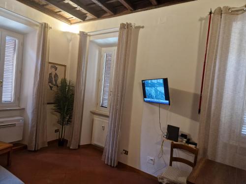 Simple life in Rome