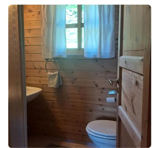 Koupelna v ubytování Kårhus på småbruk