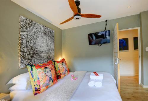 Katil atau katil-katil dalam bilik di Pearl Moon Boutique Suites