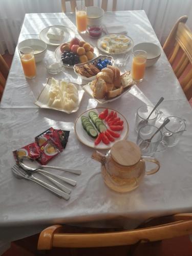 Φωτογραφία από το άλμπουμ του Hotel Ketmen Tobo σε Dzhangi-Dzhol