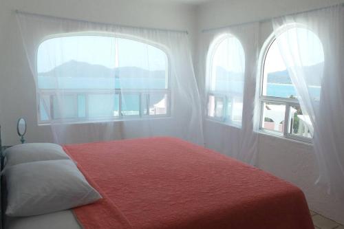Postel nebo postele na pokoji v ubytování Manzanillo-Private Pool - Ocean Views