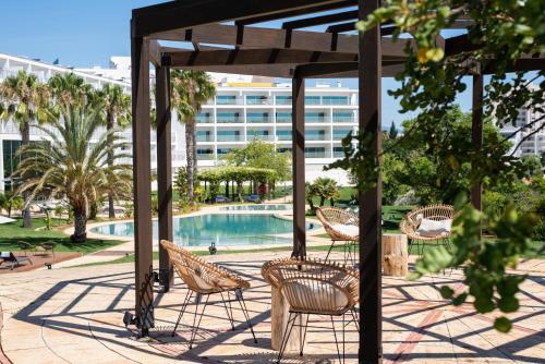 Swimmingpoolen hos eller tæt på Vista Marina Apartamentos Turisticos