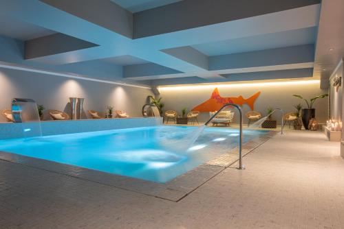 Swimmingpoolen hos eller tæt på Vista Marina Apartamentos Turisticos