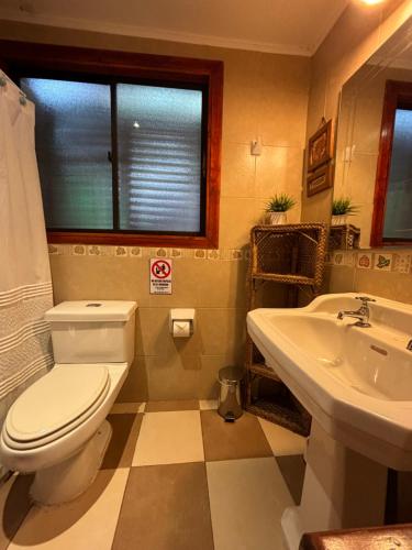 Salle de bains dans l'établissement Miramonte B&B