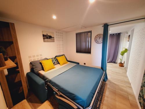 Joli studio 25m2 avec cuisine