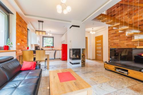 Łasko - Wildlife Phototherapy 4 klimatyzowane wille, po 100m2, z dostępem do prywatnego stawu, ogrodu 2ha