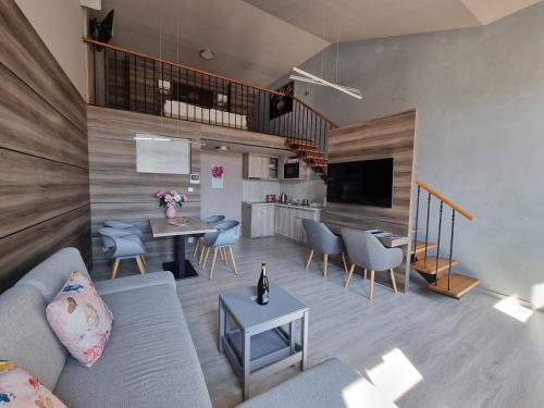 Zdjęcie z galerii obiektu Apartmány Etenia w mieście Kadaň