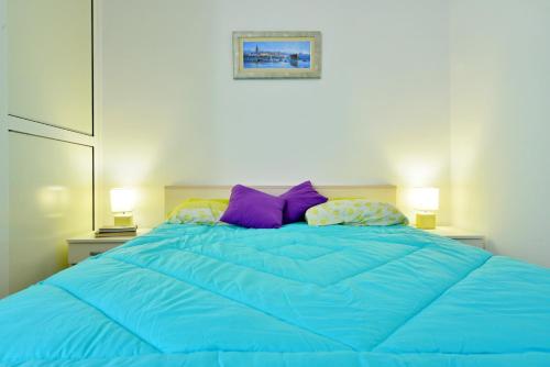 Postel nebo postele na pokoji v ubytování Split Center Room Helena
