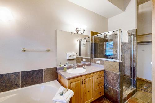 Ένα μπάνιο στο Alpine Retreat #6