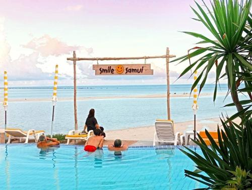 Bassein majutusasutuses Smile Samui Chaweng Beach Front Resort või selle lähedal