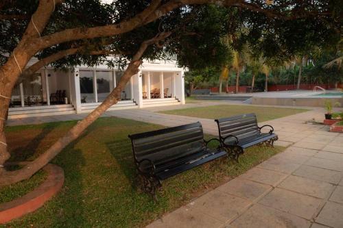 Gallery image of Riveria Portico - River side 6 bedroom private pool Bungalow in Parūr