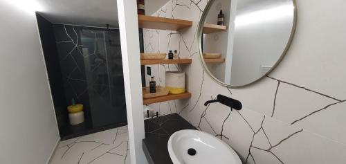 Ένα μπάνιο στο La casa dell'Ingegnere