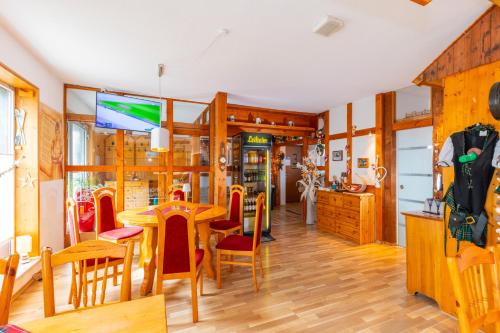 Restaurace v ubytování Pension Zum Schotten