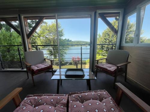 Chalet les pieds dans l'eau