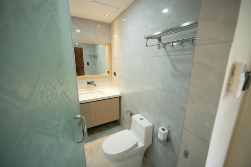 Ένα μπάνιο στο Marianne Suites El Nido