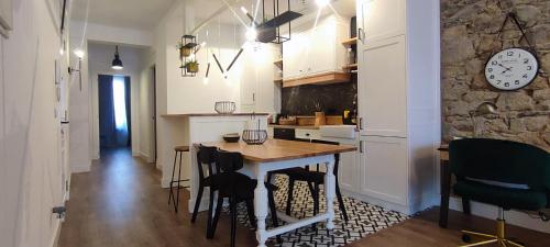 Calle Real con patio