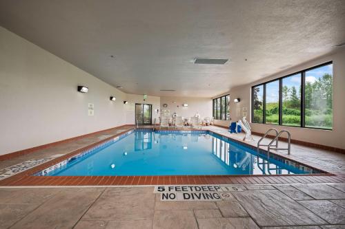 a large swimming pool in a house at Hampton Inn Ridgefield Park in Ridgefield Park