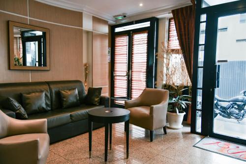 Χώρος καθιστικού στο Hôtel des Deux Avenues