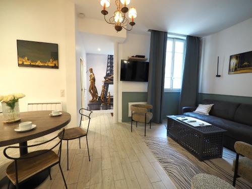 Saint Germain Elegant ChicSuites