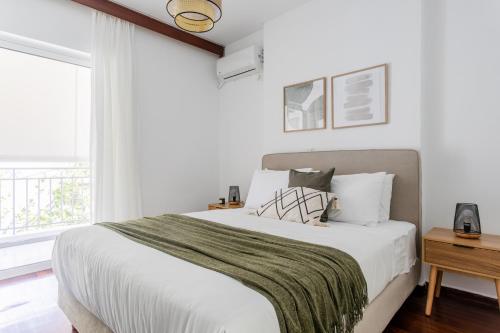 Alimos 2BR Apartment with Splendid Sea View by UPSTREET