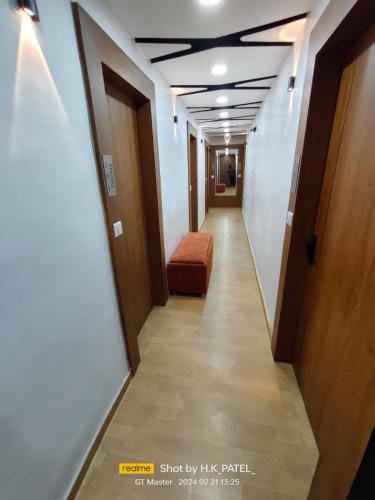 Galería fotográfica de Hotel Happy Stay en Ahmedabad