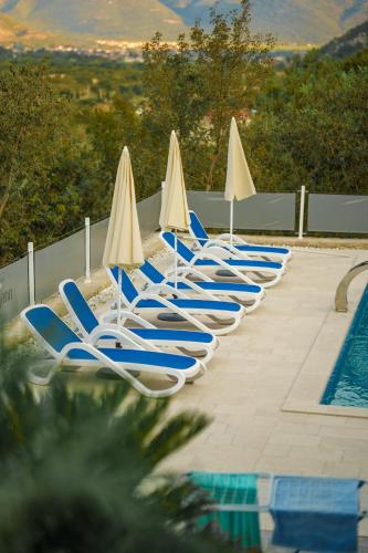 Πισίνα στο ή κοντά στο Villa Schumann