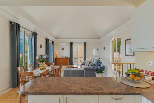 Villa Eve Palheiro Village by Holiday Rental Madeira
