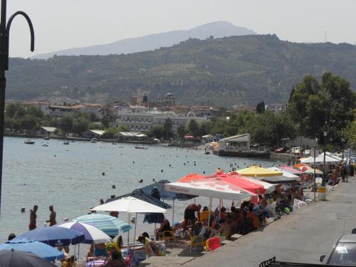 Galería fotográfica de Hotel Kiani Akti en Selianitika
