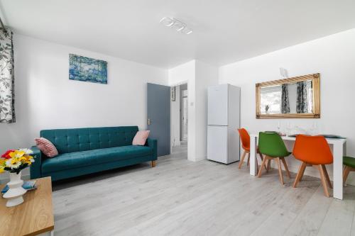 Χώρος καθιστικού στο A Stunning Flat in London, Gants Hill