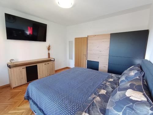 Novi prostrani apartman u strogom centru Pule