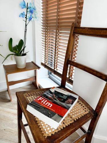Stokes Croft - Whole Apartment - City Centre - Serviced Accommodation BS1 photo 17