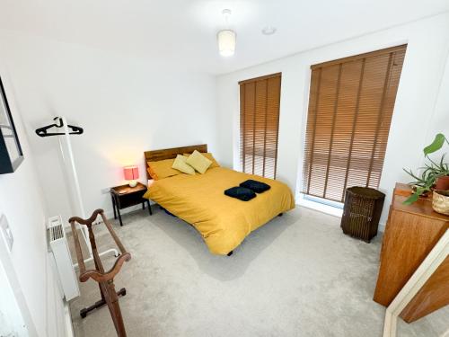 Stokes Croft - Whole Apartment - City Centre - Serviced Accommodation BS1 photo 3