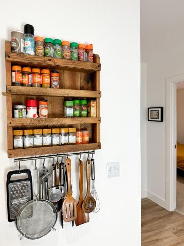 Stokes Croft - Whole Apartment - City Centre - Serviced Accommodation BS1 photo 22