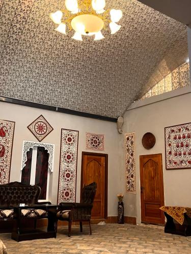Posezení v ubytování Al Bukhari Boutique Hostel