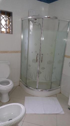 Ένα μπάνιο στο Pascalo Villa Apartment
