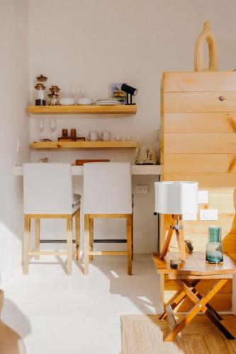 Una cocina o cocineta en CasaBlancoMadera