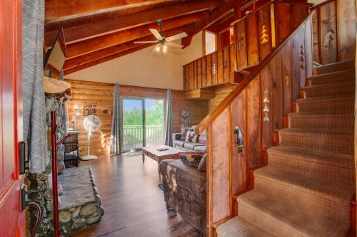 Gambar di galeri bagi Cozy Moon Cabin di Big Bear Lake
