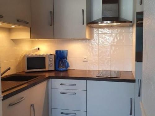 Photo de la galerie de l'établissement Charmante maisonnette proche plage et forêt avec parking dans résidentiel recherché - FR-1-476-227, à La Faute-sur-Mer