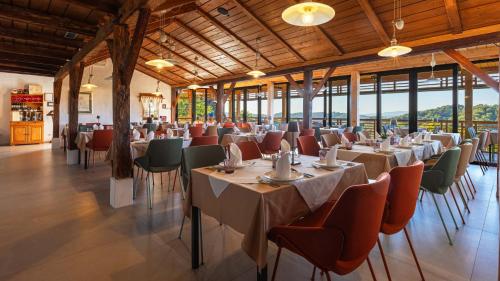 Restaurace v ubytování Winery, Restaurant & Pension Vuglec Breg